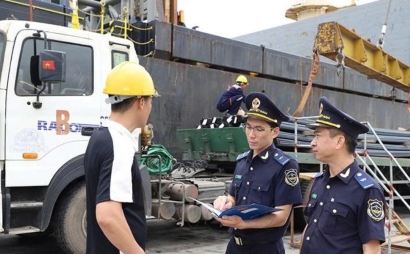 Nỗ lực tăng thu ngân sách ở Hải quan cửa khẩu Cảng Nghi Sơn