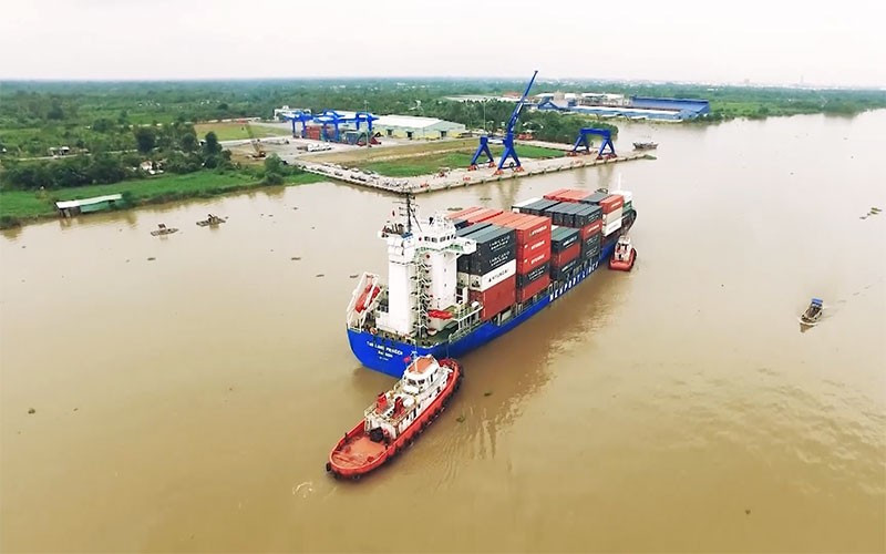Cargo ship at Cai Cui port, Can Tho city.